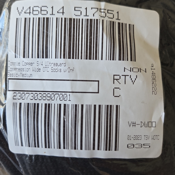 NWOT Tommie Copper ultra guard compression wide OTC socks w/inf medium - Picture 3 of 3